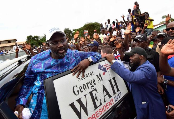 Resultado de imagen para George Weah presidente liberia