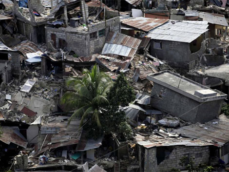 Una panormica de la destruccin en Puerto Prncipe.| Reuters
