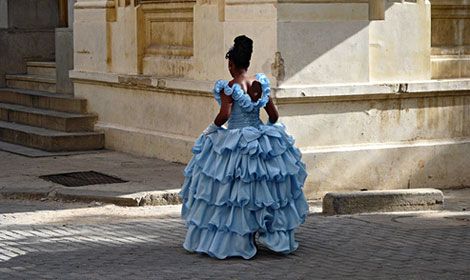 Extravagantes fiestas de los 15 años en medio de la pobreza | Cuba |  