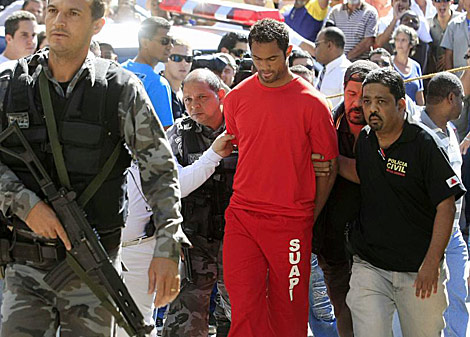 Bruno es trasladado de Ro de Janeiro a una crcel en el estado de Minas Gerais. | AFP