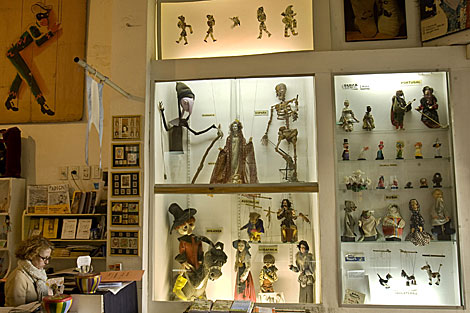 Muecos de todo el mundo en el Museo Argentino del Ttere. | Efe