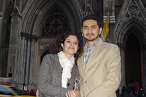 Faisal Shahzad y su esposa en una fotografa en Nueva York.