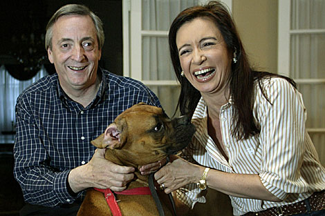 Néstor Kirchner y su esposa, la presidenta argentina Cristina Fernández. | Reuters