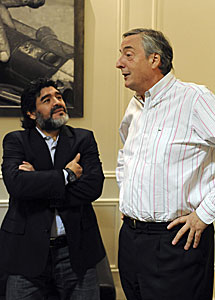Diego Maradona y Nstor Kirchner. | Reuters