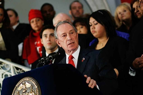 Michael Bloomberg en una rueda de prensa en Nueva York. | AFP