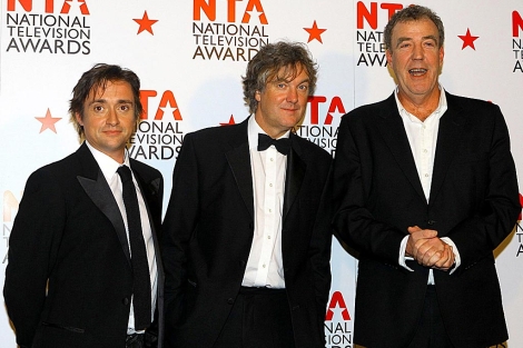 Richard Hammond (i), James May y Jeremy Clarkson (d), del programa 'TopGear'. | AP