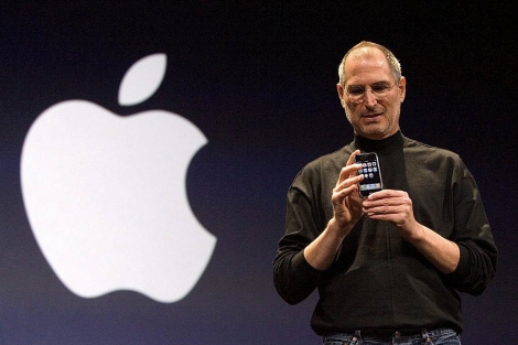 Steve Jobs presentando una versin de IPhone en 2009.|Efe