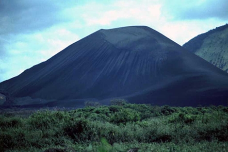 Vista panormica del volcn Cerro Negro.