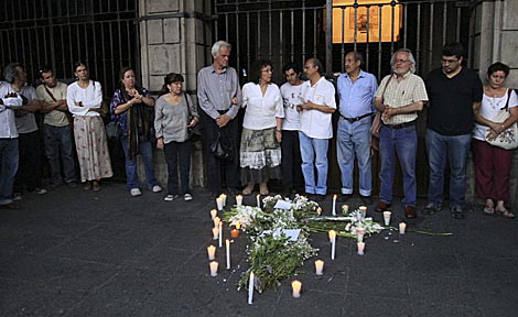 Amigos y familiares de la familia de Juan Francisco Sicilia han protestado en la plaza de Cuernavaca. | Reuters