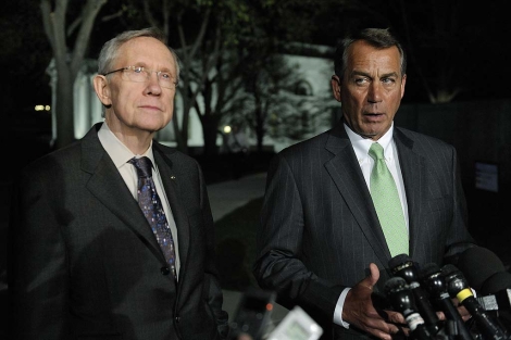 El republicano John Boehner y el demcrata Harry Reid comparecen tras la reunin. | Reuters