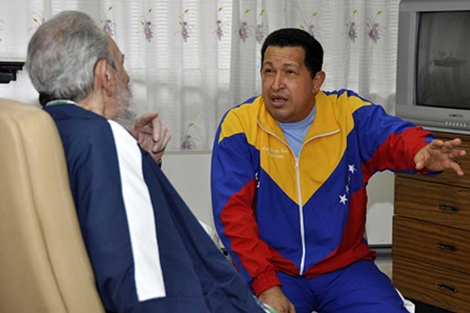 Una imagen reciente de Hugo Chvez junto a Fidel Castro. | Reuters