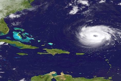 Imagen tomada desde un satlite del huracn Katia. | AFP