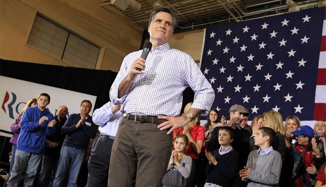 Romney durante su mitin en Exeter. | Afp
