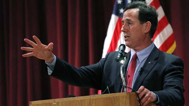 El candidato Rick Santorum, durante un mitin en Phoenix. | Reuters