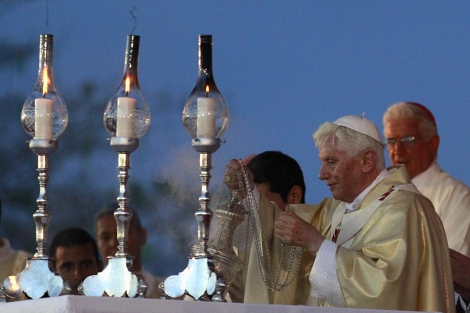 Benedicto XVI, durante la celebracin de la misa en Santiago de Cuba. | Reuters