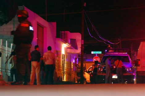 Hombres armados asesinan a 15 personas en un bar de México | México ...
