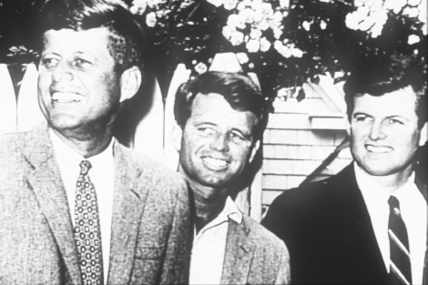 John, Robert y Ted Kennedy.| El Mundo