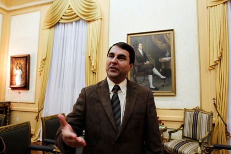 Franco, ayer en su despacho presidencial. | Reuters