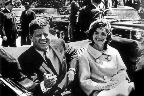 John Fitzgerald Kennedy con su esposa.| EM