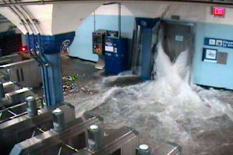 Una estacin de New Jersey, inundada. | Reuters