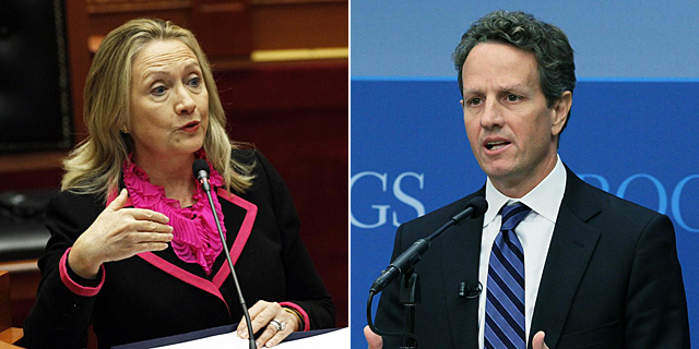 Hillary Clinton y Tim Geithner.