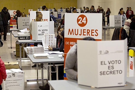 Centro de votación en Barcelona. | Efe
