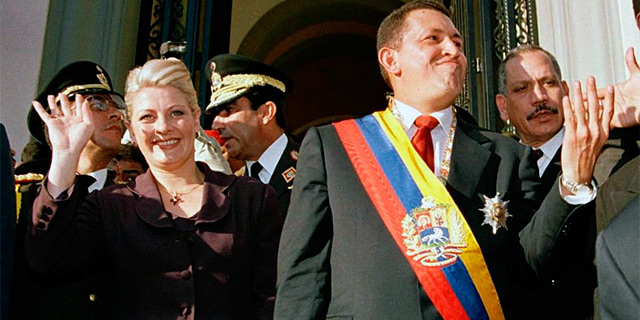 María Isabel, en la primera toma de investidura de Chávez. | Afp
