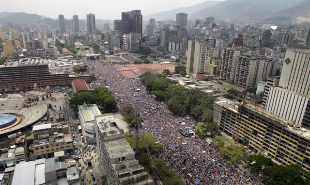 Imagen de las calles de Caracas durante el mitin. | Efe