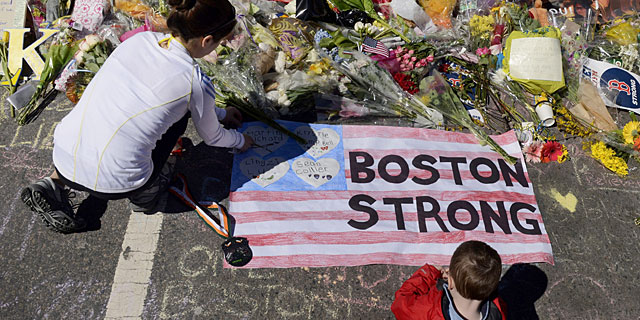 Recuerdo a las vctimas en Boston. | Efe/EPA
