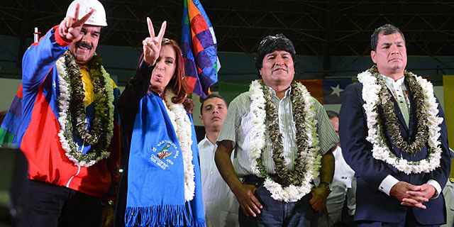 Morales, el jueves en Cochabamba con Maduro, Kirchner y Correa. | Efe/Presidencia de Argentina