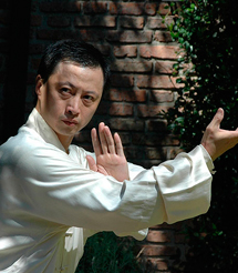 El médico chino Liú Ming. | Asociación de Argentina de Artes Marciales