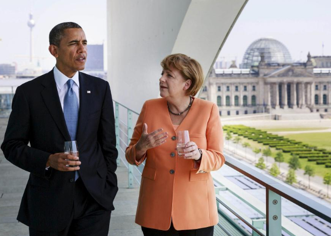 Barack Obama con Angela Merkel en la azotea de la Cancillería en...