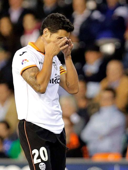 Ricardo Costa se lamenta tras el segundo gol del Almera.