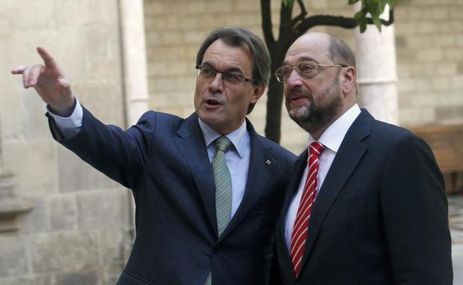 El president de la Generalitat, Artur Mas, junto al presidente del...