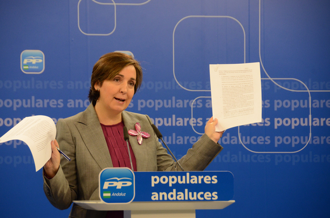 La vicesecretaria de Organización del PP-A, Ana María Corredera,...