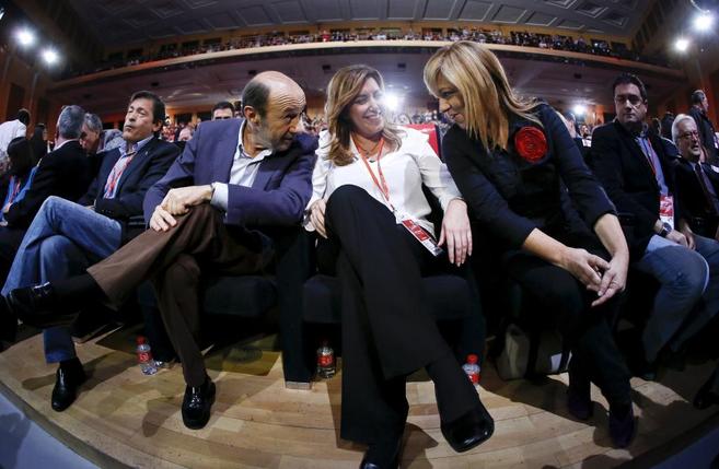 Rubalcaba, Daz y Valenciano, en la conferencia poltica del PSOE.