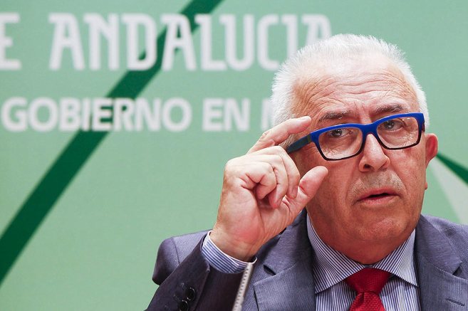 El Consejero de Economía de la Junta de Andalucía en Málaga, José...