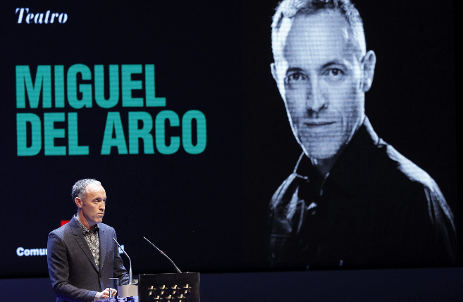 Miguel del Arco, galardonado con el Premio de Teatro, durante su...
