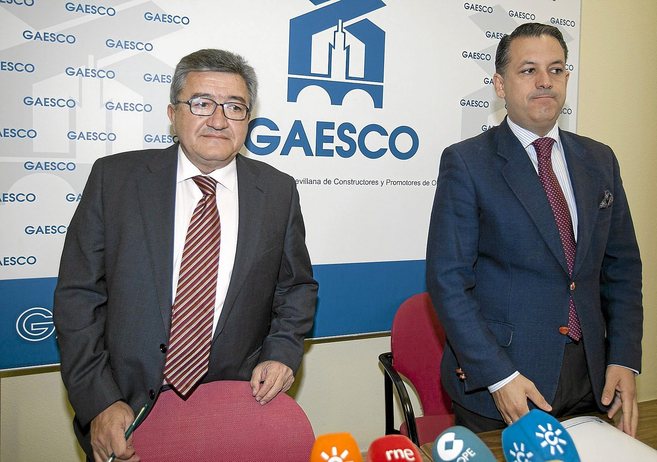 Juan Aguilera y Marcos Caada, de Gaesco, durante la rueda de prensa.