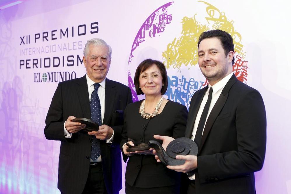 Los premiados Mario Vargas Llosa, Jennifer Preston y Anthony de la...