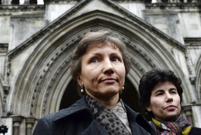 La viuda del ex espía del KGB Maria Litvinenko sale del Tribunal...