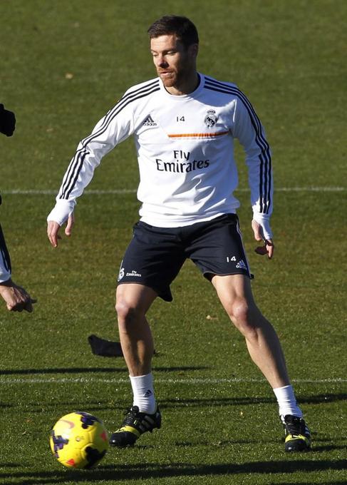 Xabi Alonso, durante un entrenamiento.