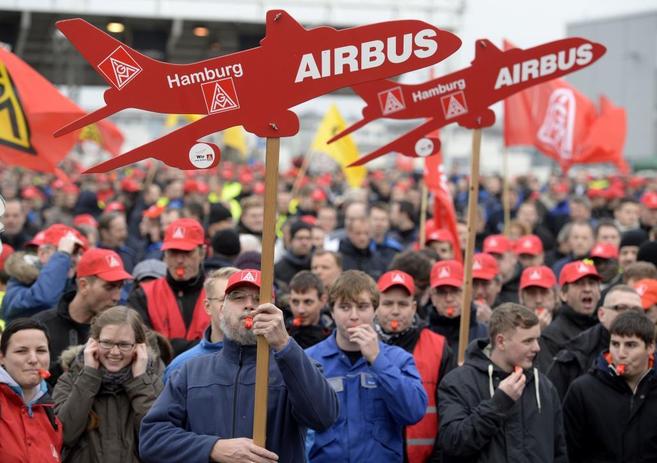 Protestas en Hamburgo contra los planes de reestructuracin.