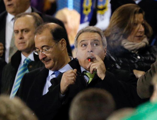 El presidente de la Diputacin de Valencia, durante un partido de...