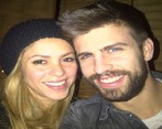 La pareja, en una foto compartida por Shak en Instagram.