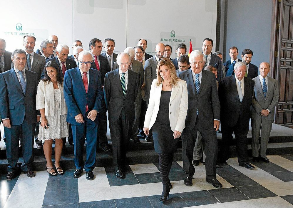 Reunin de Susana Daz con los 30 principales empresarios andaluces.