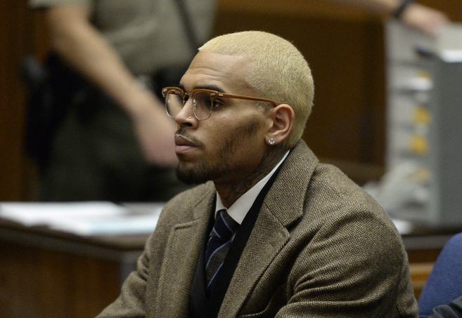 Chris Brown, este lunes en el tribunal.