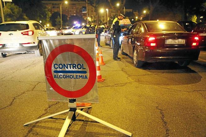 Control de alcoholemia de la Policía Local de Sevilla.