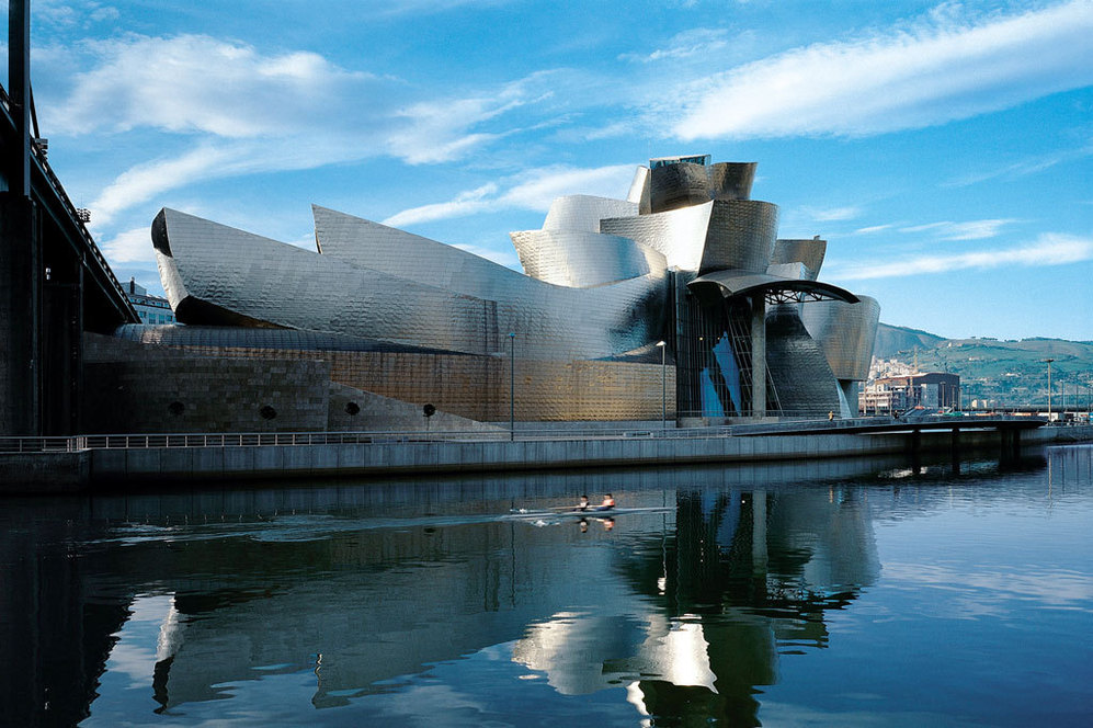 Museo Guggenheim en Bilbao. VEA MS IMGENES