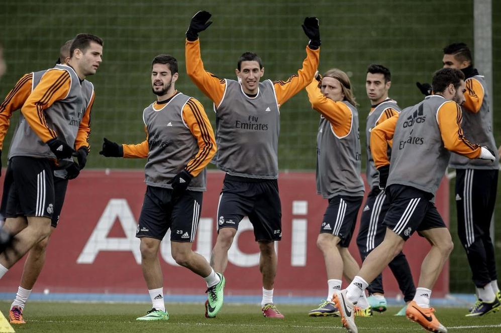 Los jugadores del Real Madrid en el ltimo entrenamiento del ao